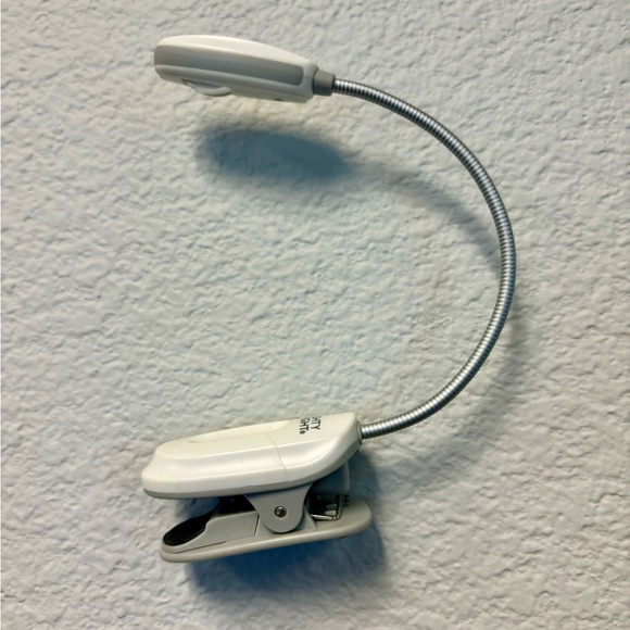 Mighty Bright MiniFlex LED eReader Light - Picture 2 of 8